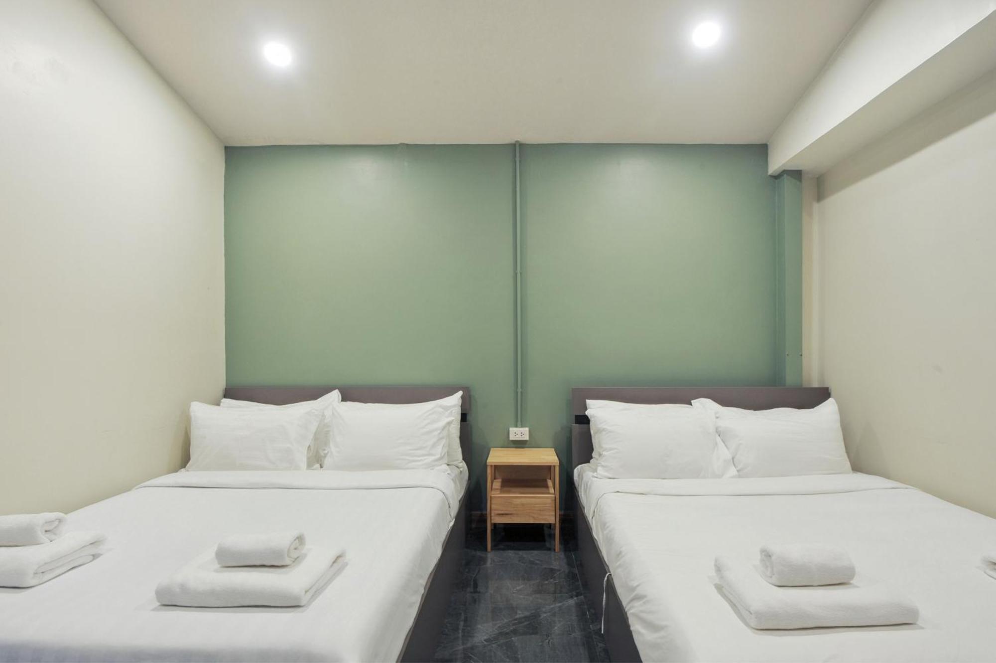 Ployburi Boutique Hotel Chanthaburi Esterno foto