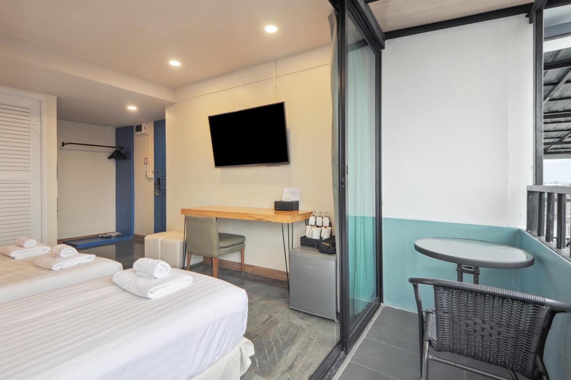 Ployburi Boutique Hotel Chanthaburi Esterno foto