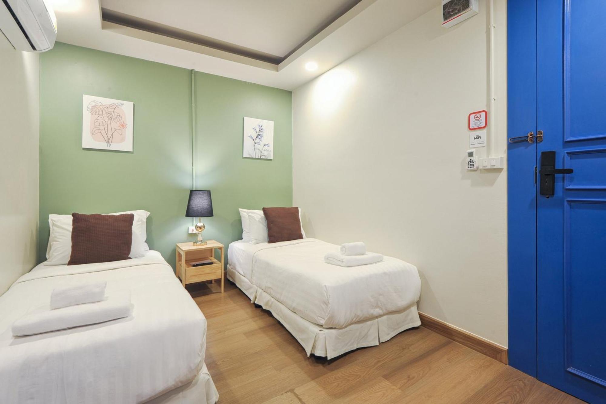 Ployburi Boutique Hotel Chanthaburi Esterno foto
