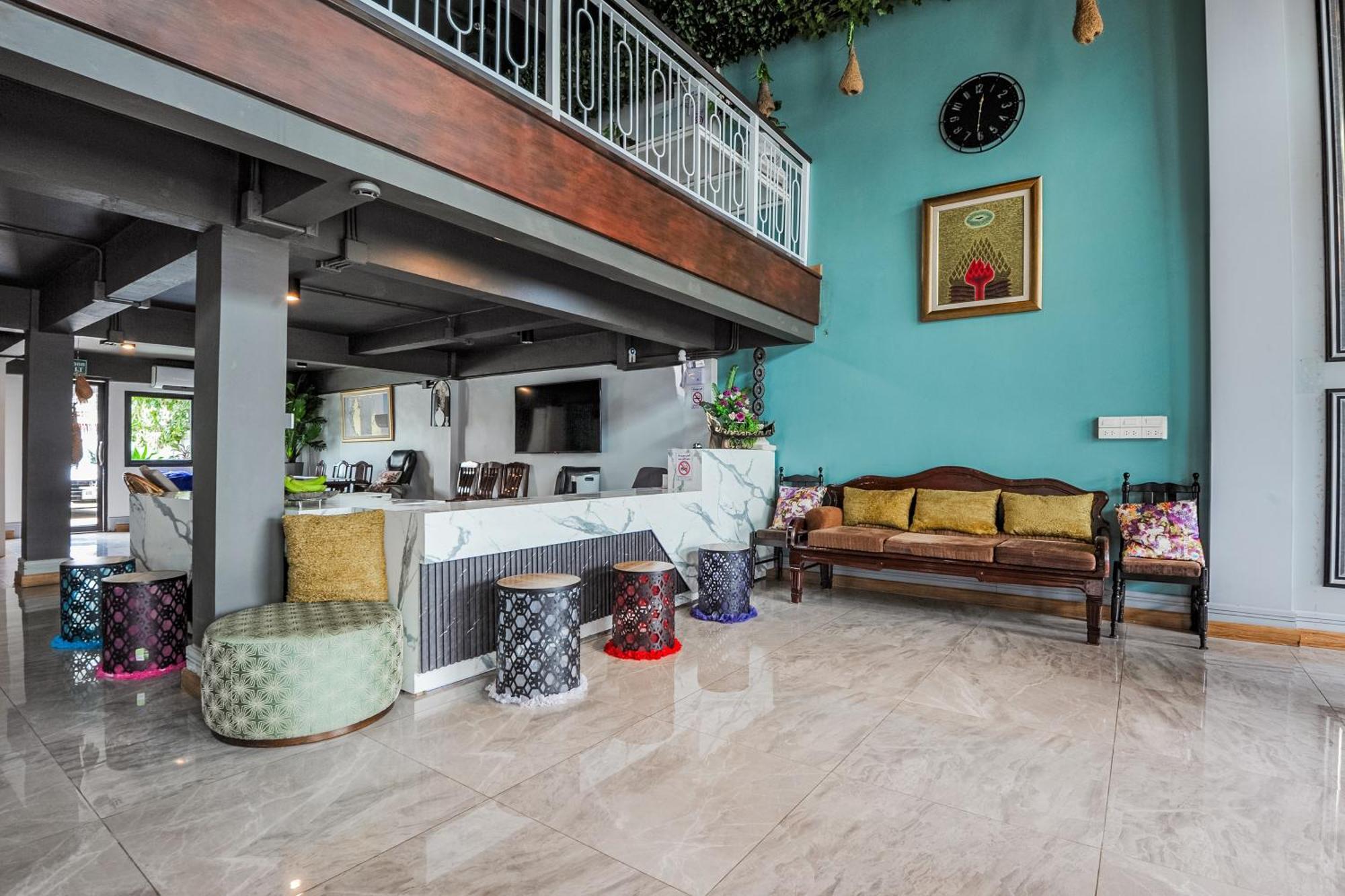 Ployburi Boutique Hotel Chanthaburi Esterno foto