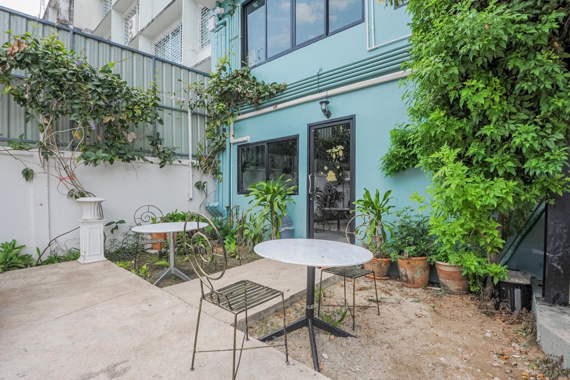 Ployburi Boutique Hotel Chanthaburi Esterno foto