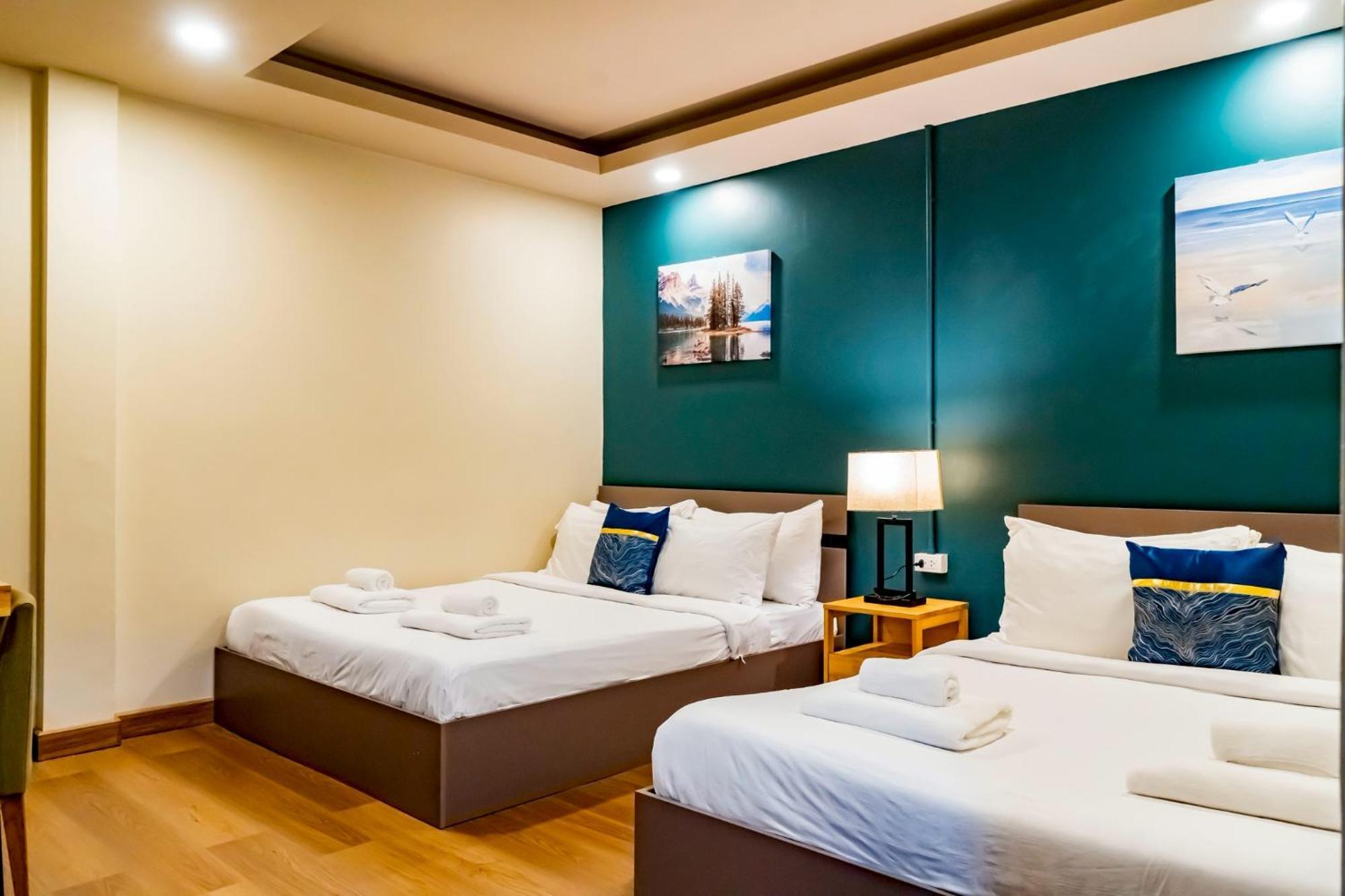 Ployburi Boutique Hotel Chanthaburi Esterno foto
