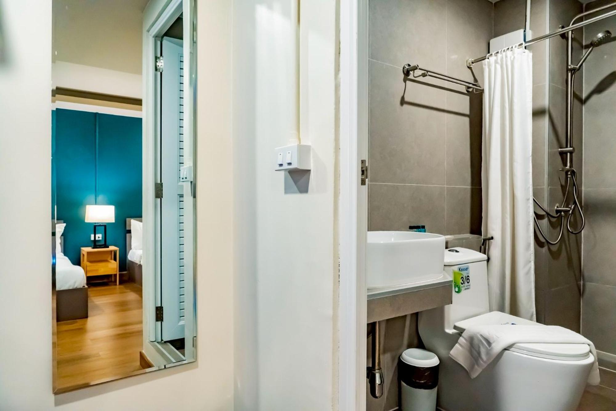 Ployburi Boutique Hotel Chanthaburi Esterno foto